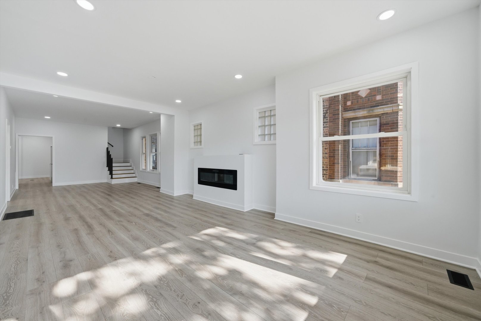 8219 S Throop Street, Chicago, IL