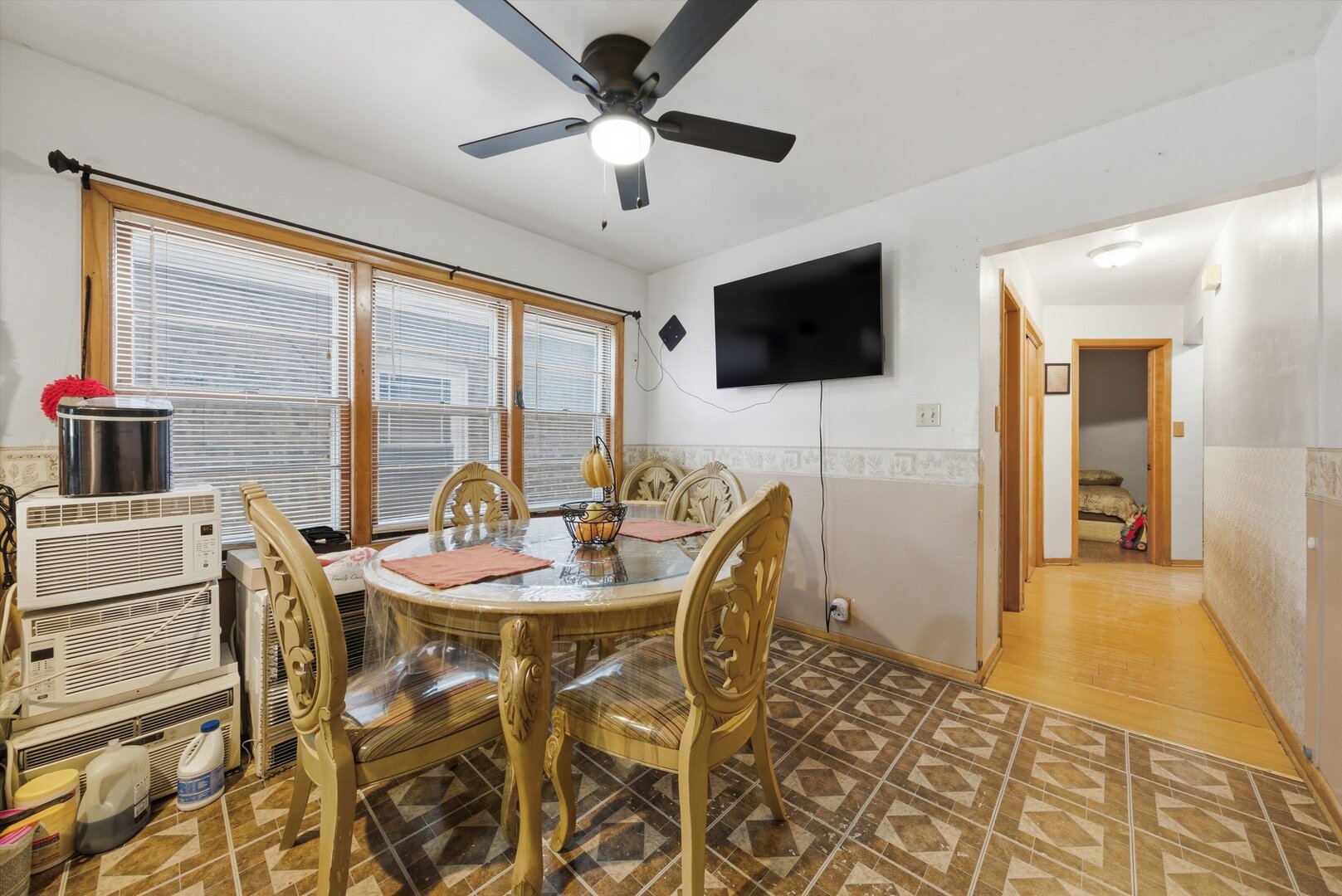 5433 S Homan Avenue, Chicago, IL