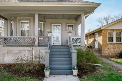 9439 Congress Park Avenue, Brookfield, IL