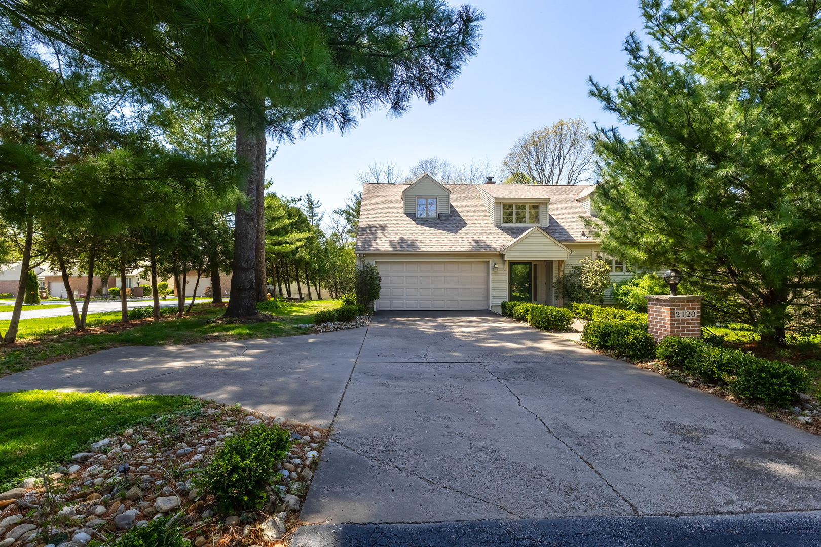 2120 31st Avenue, Rock Island, IL