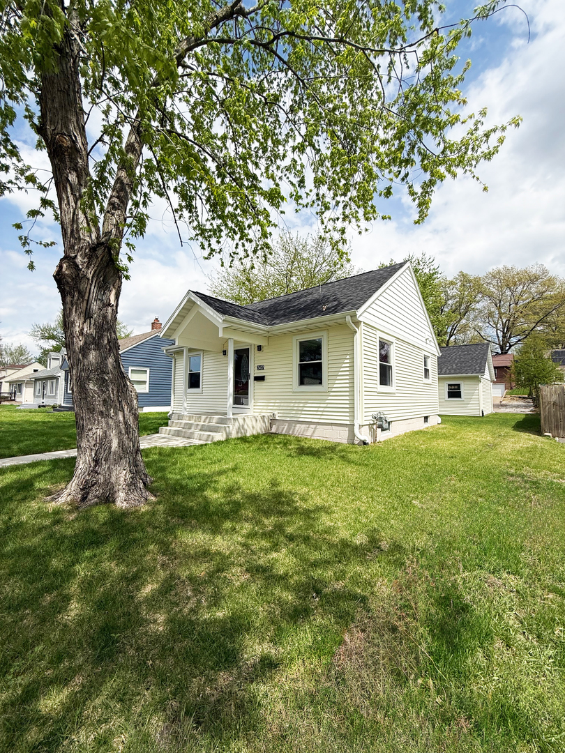 2407 Warren Street, Davenport, IA