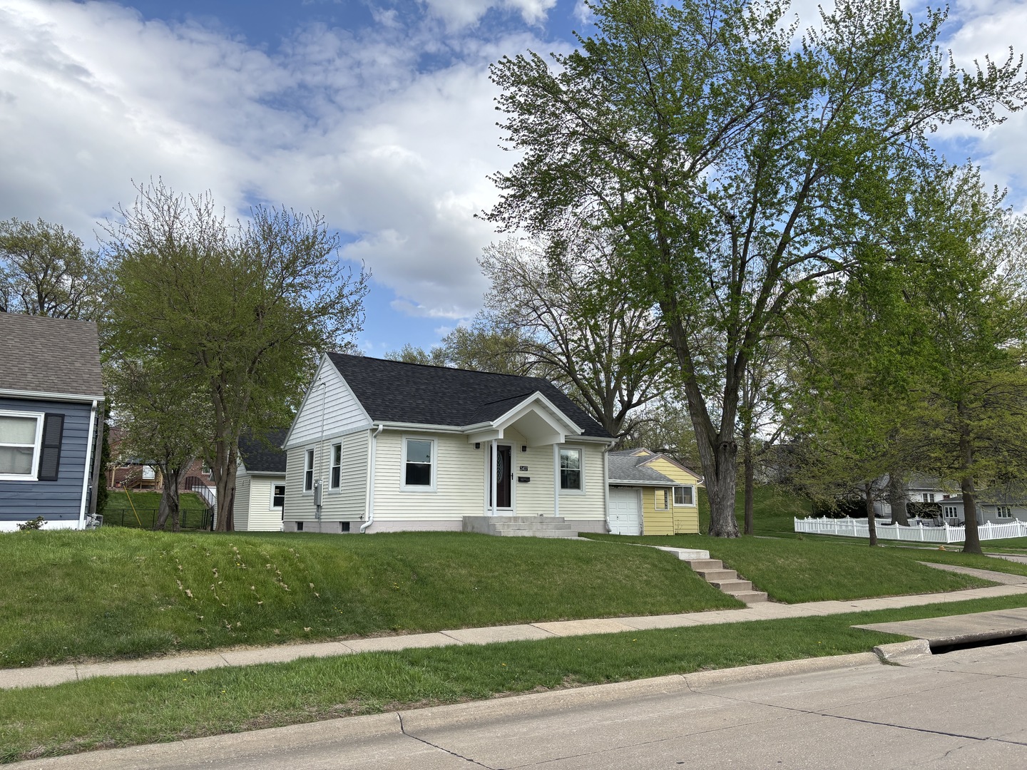 2407 Warren Street, Davenport, IA