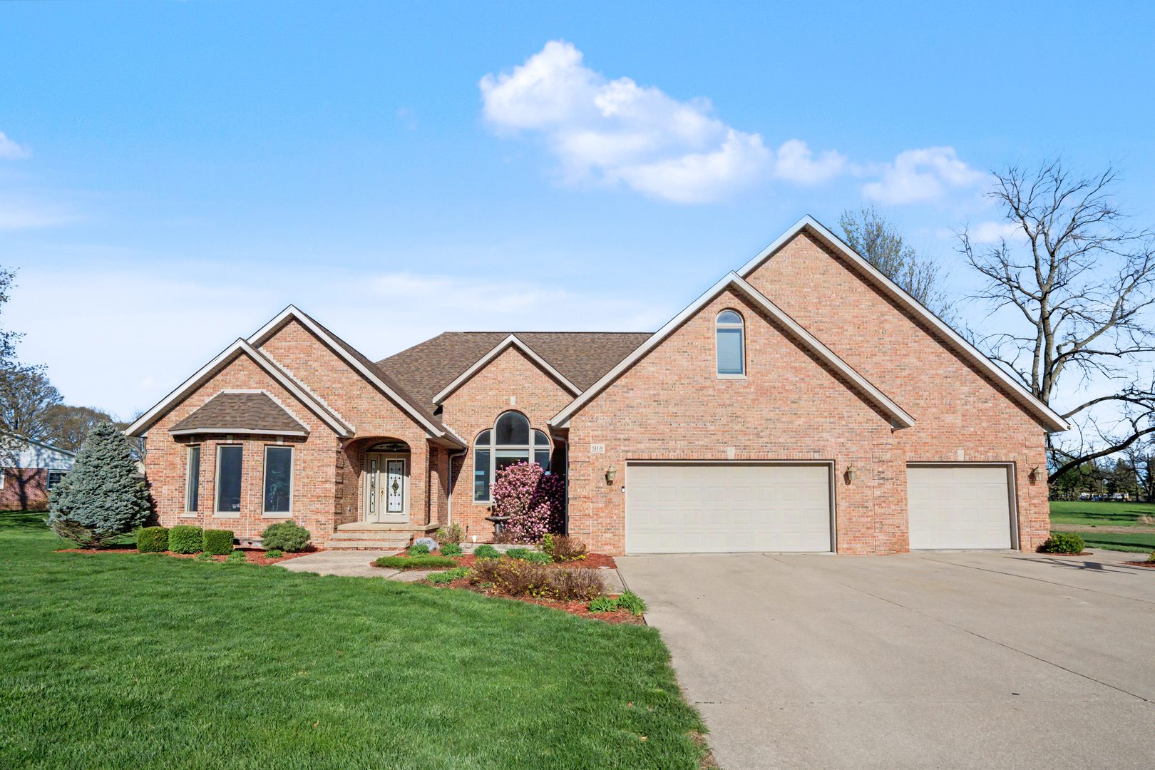 918 Melody Hills Drive, Fulton, IL