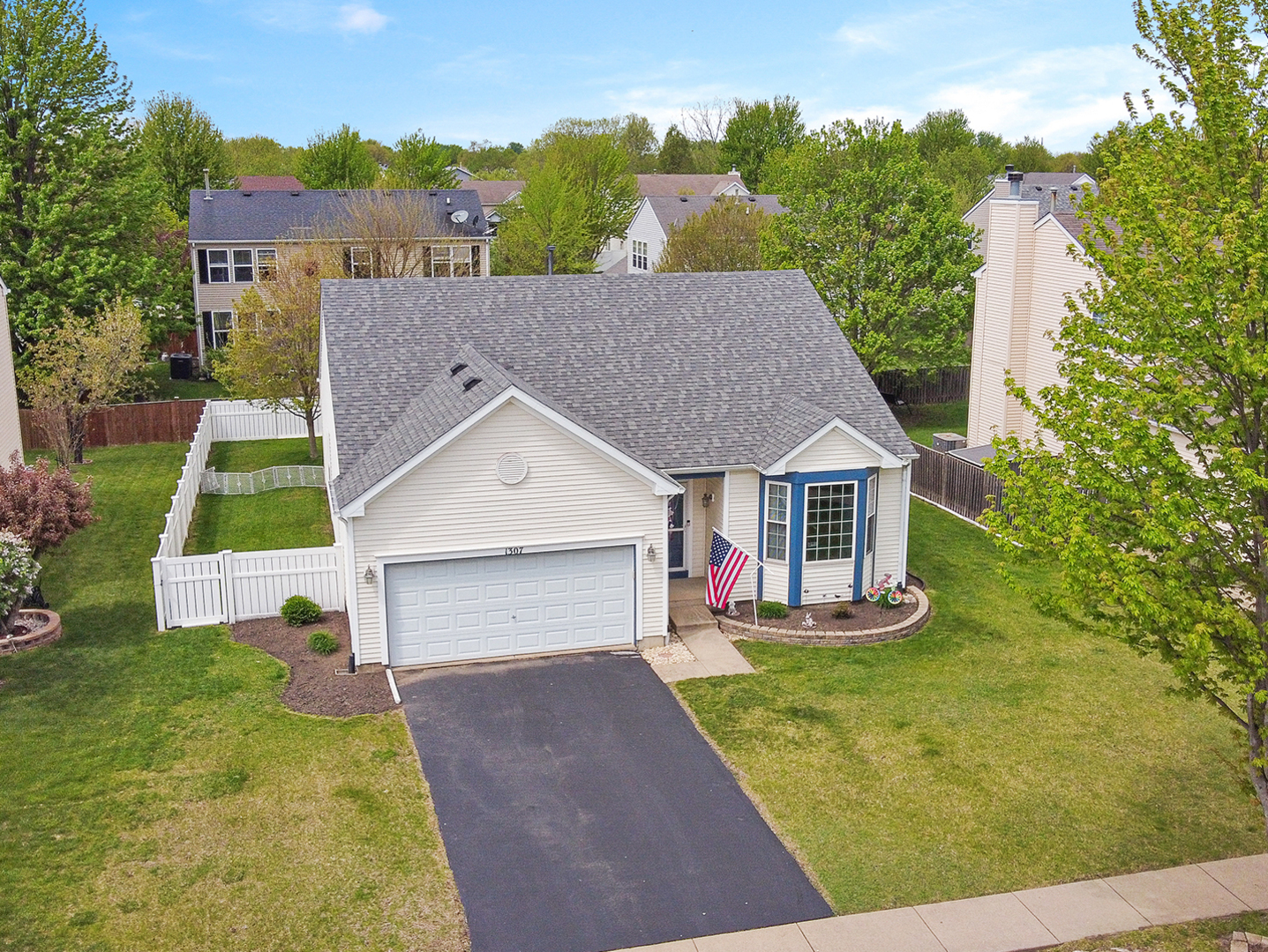 1307 Broadlawn Drive, Plainfield, IL