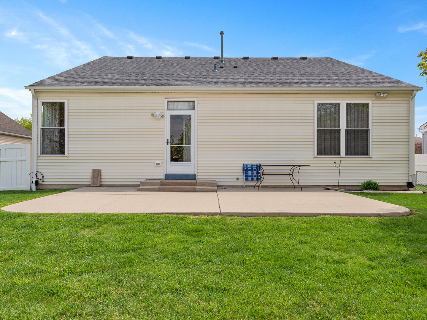 1307 Broadlawn Drive, Plainfield, IL