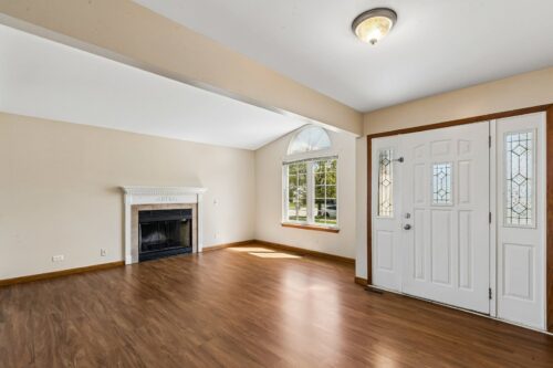 2708 W Lucia Avenue, Waukegan, IL