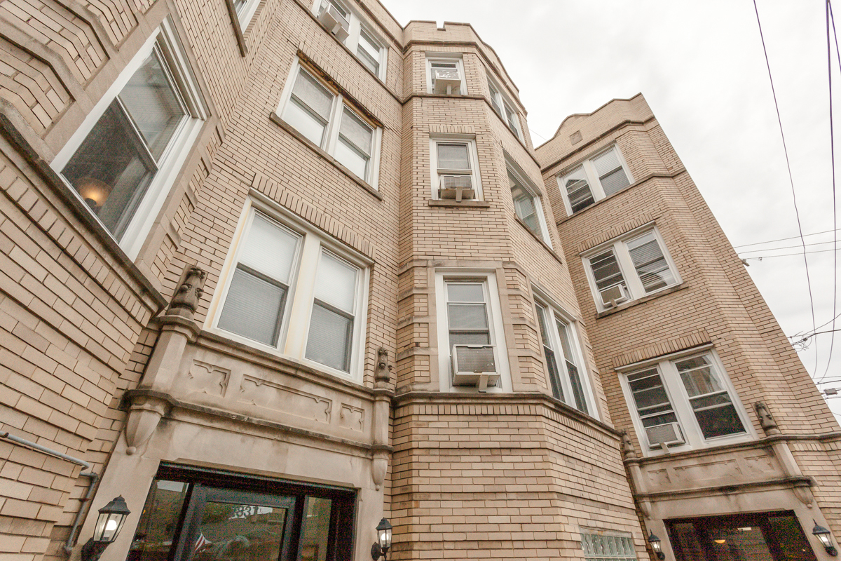 2837.5 N Sawyer Avenue #1W, Chicago, IL