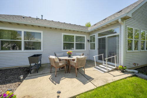1577 W Ludington Circle, Romeoville, IL