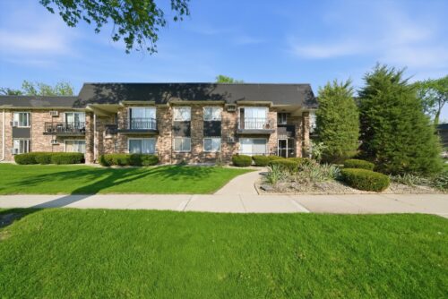 18205 HART Drive #3A, Homewood, IL