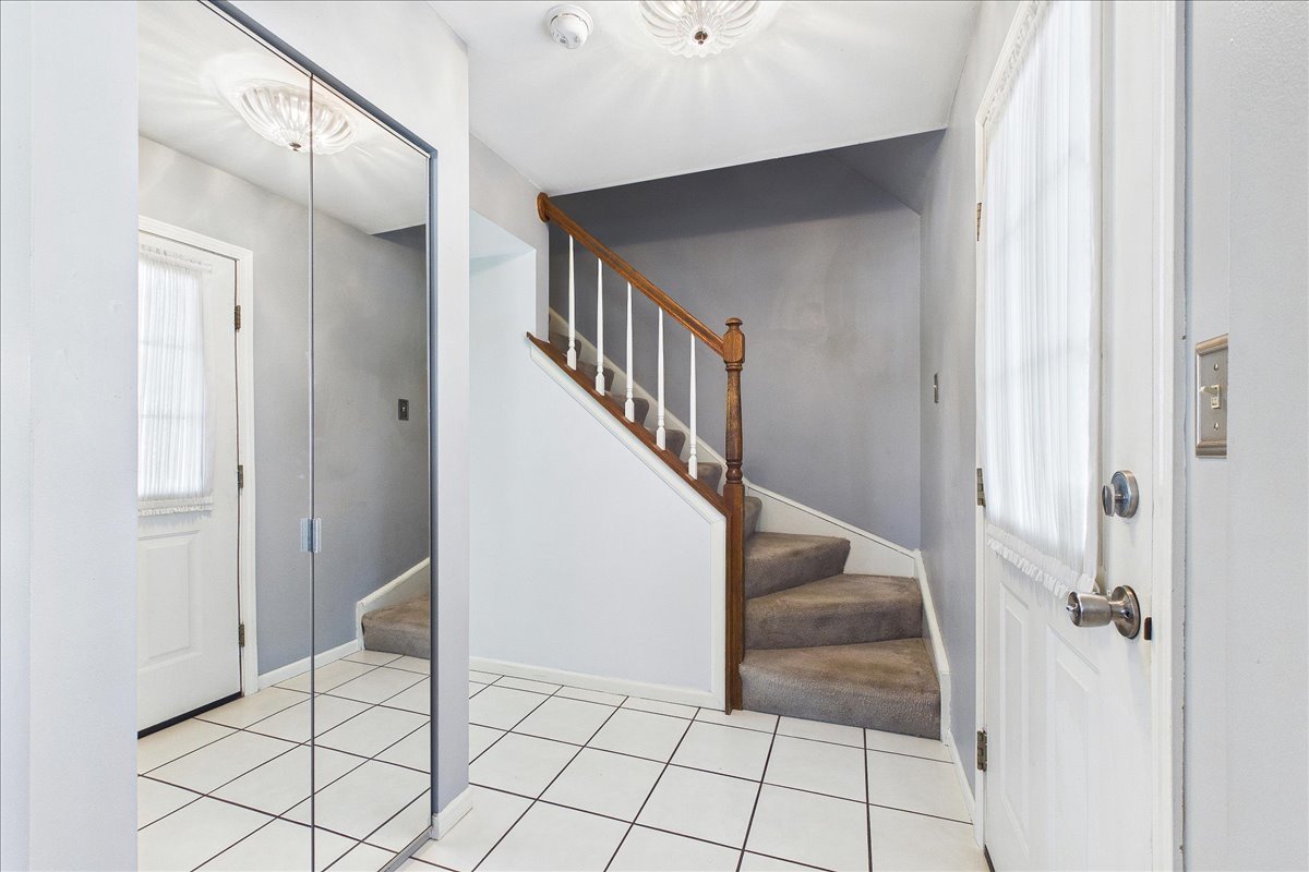 2655 Lindrick Lane, Aurora, IL