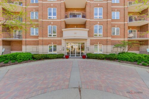 799 Graceland Avenue #402A, Des Plaines, IL