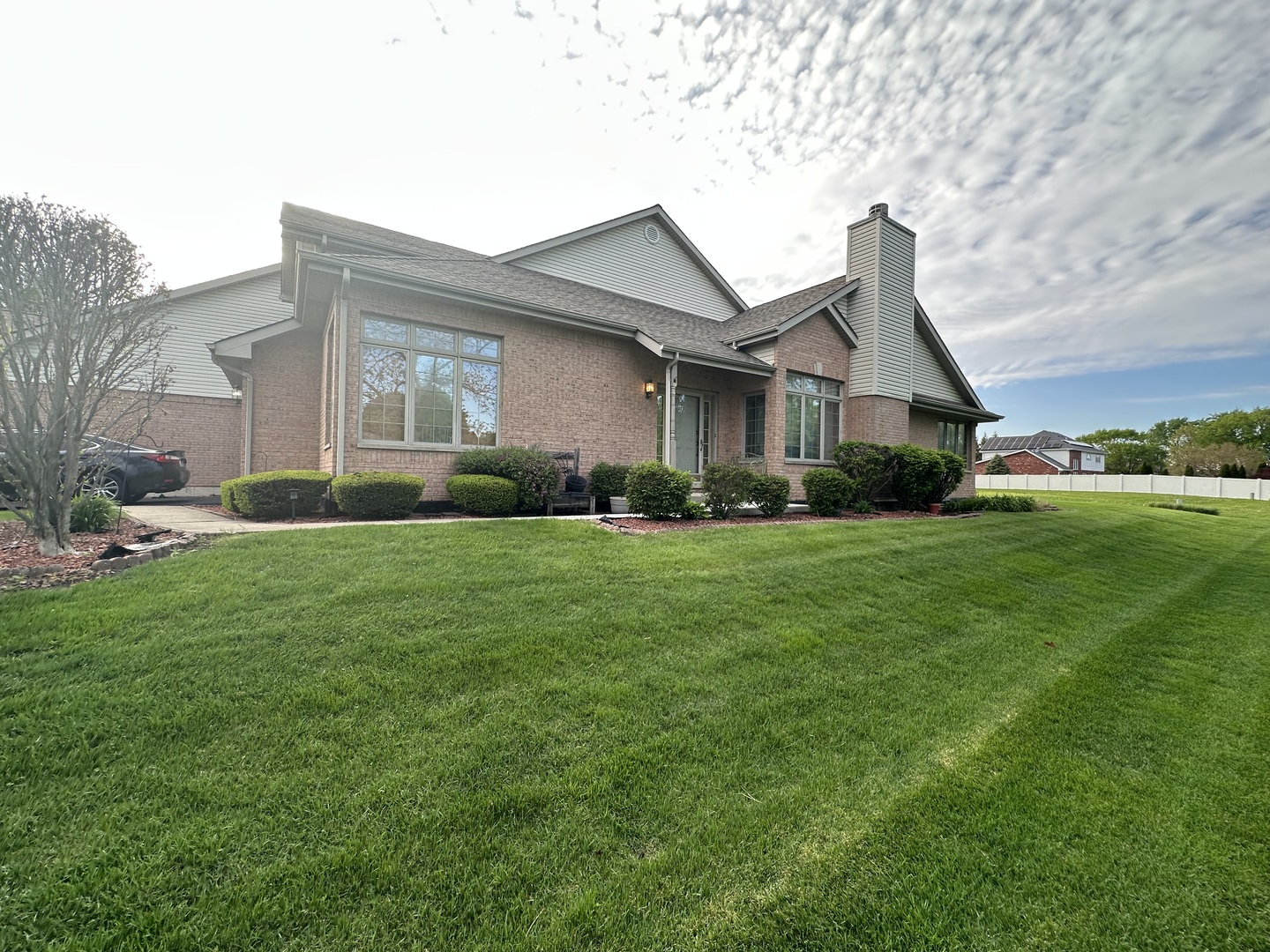 6620 S Pond View Drive, Tinley Park, IL