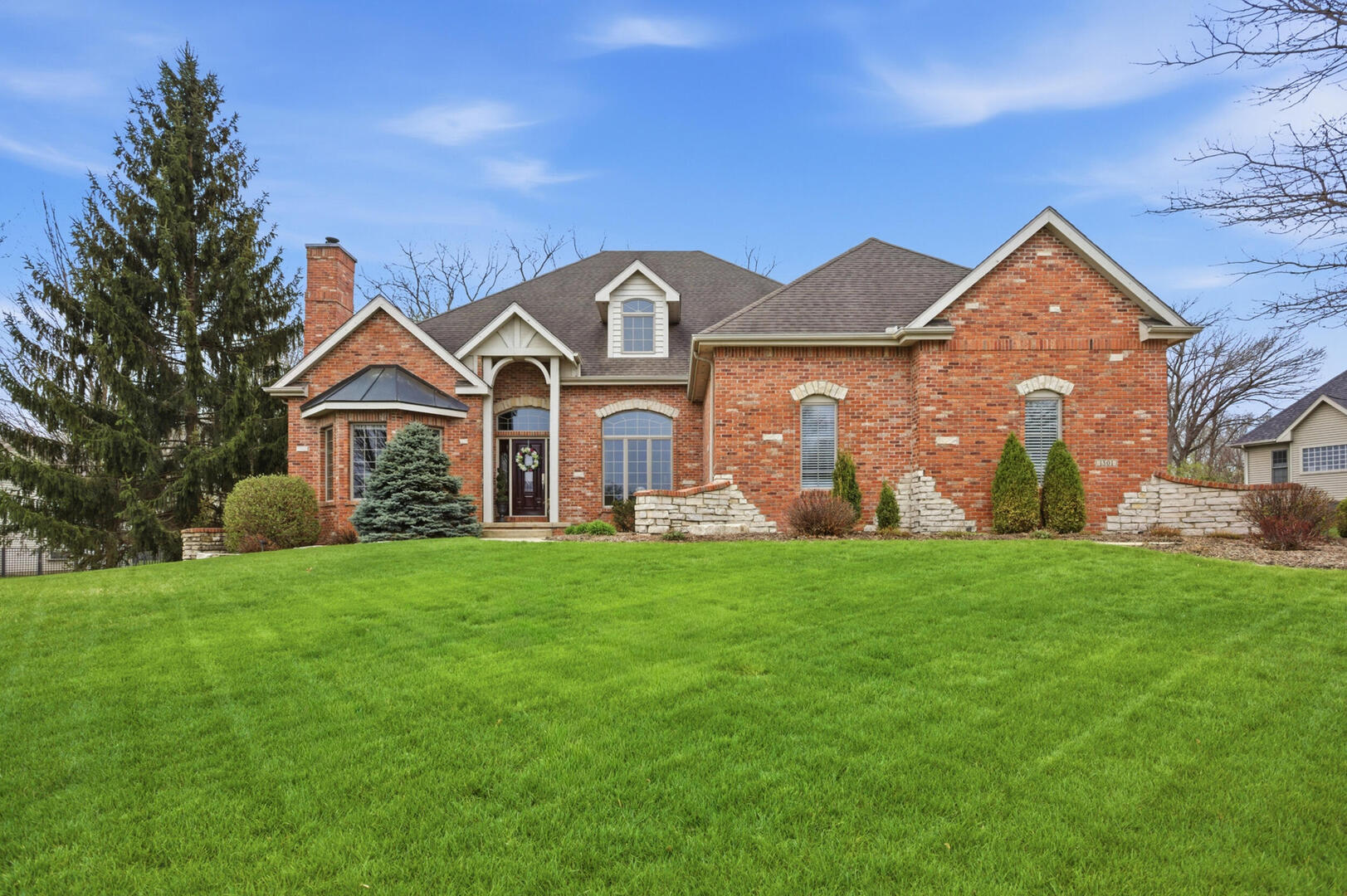 1501 Ridgefield Drive, Mahomet, IL