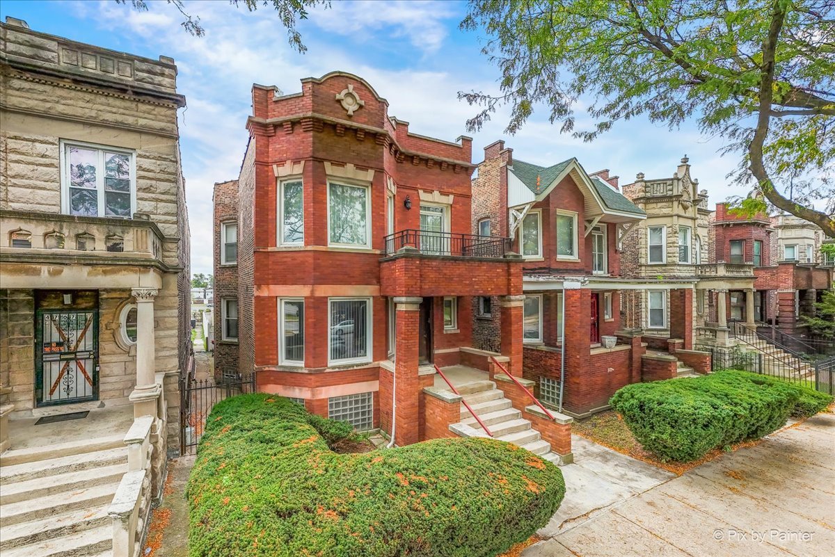 4709 W Washington Boulevard, Chicago, IL