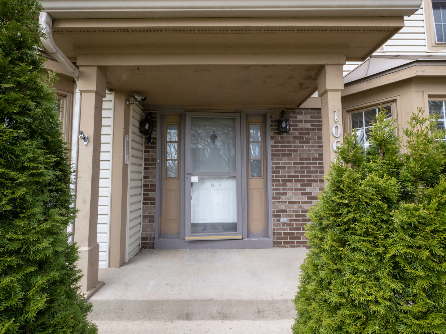 1060 Elma Avenue, Elgin, IL