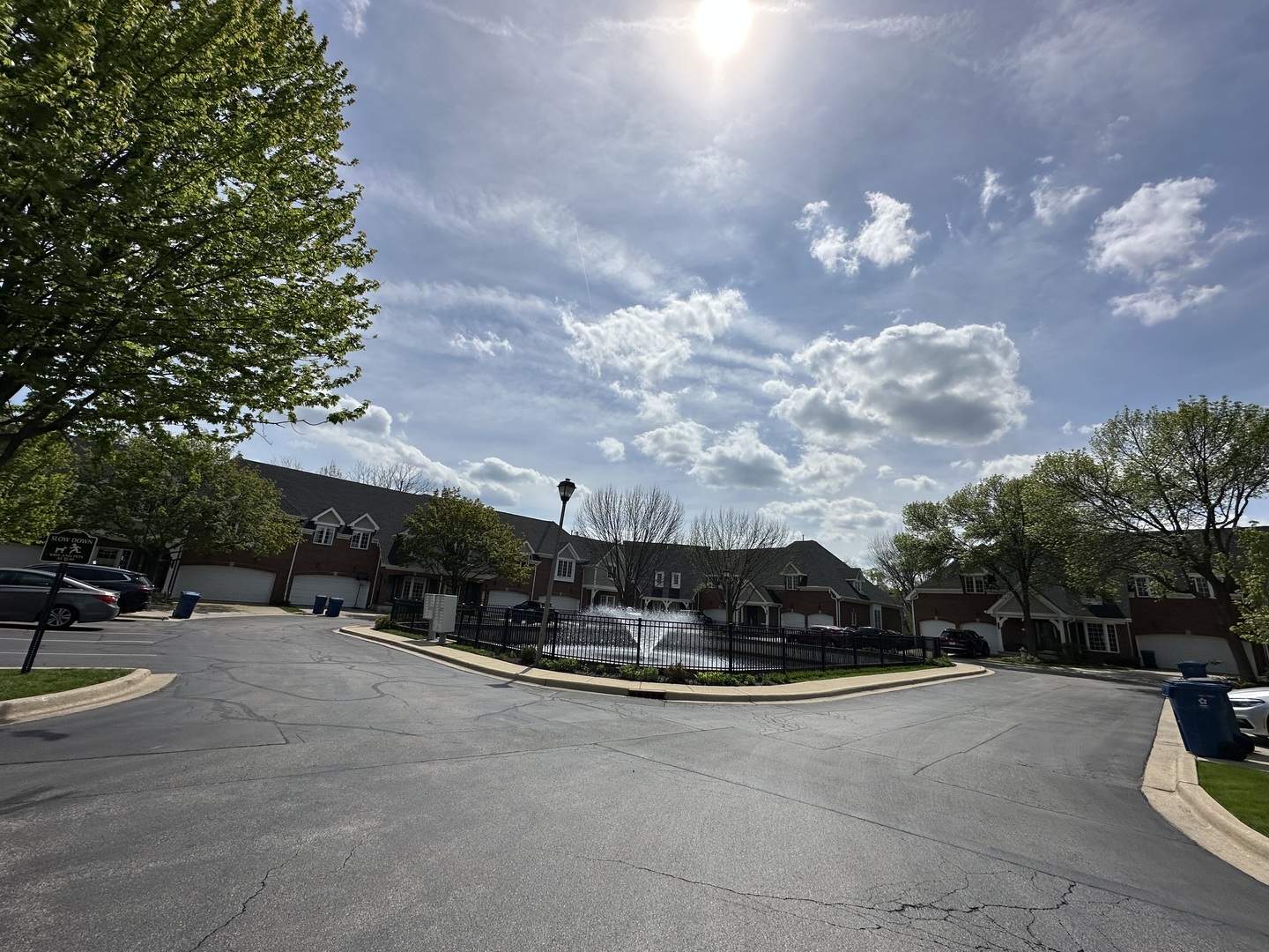 122 E KNIGHTON Place, Elmhurst, IL