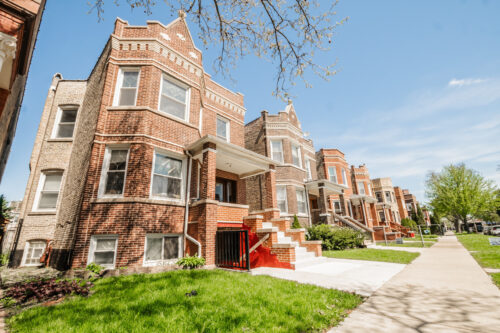 3104 N DAVLIN Court, Chicago, IL