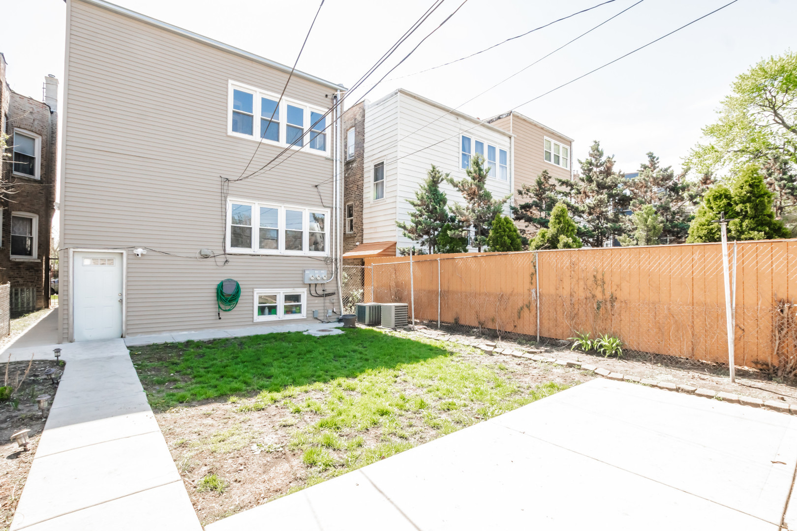 3104 N DAVLIN Court, Chicago, IL