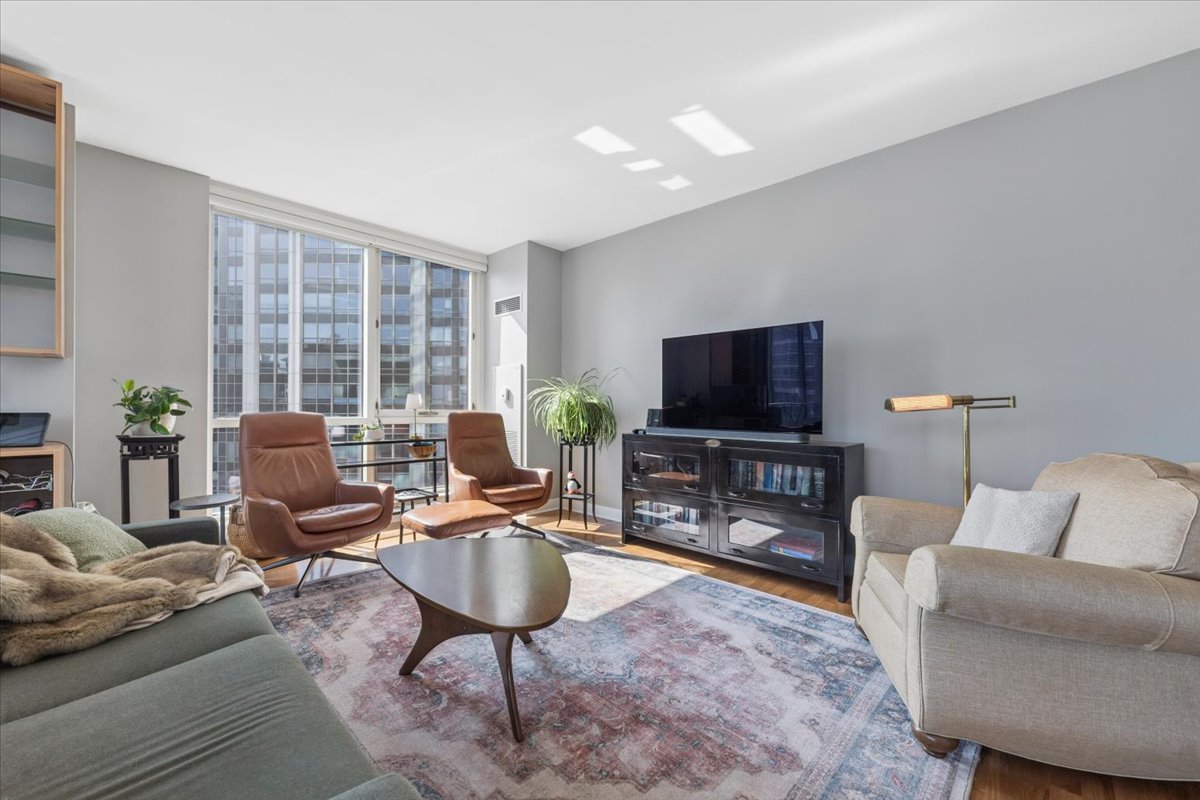 505 N MCCLURG Court #2905, Chicago, IL