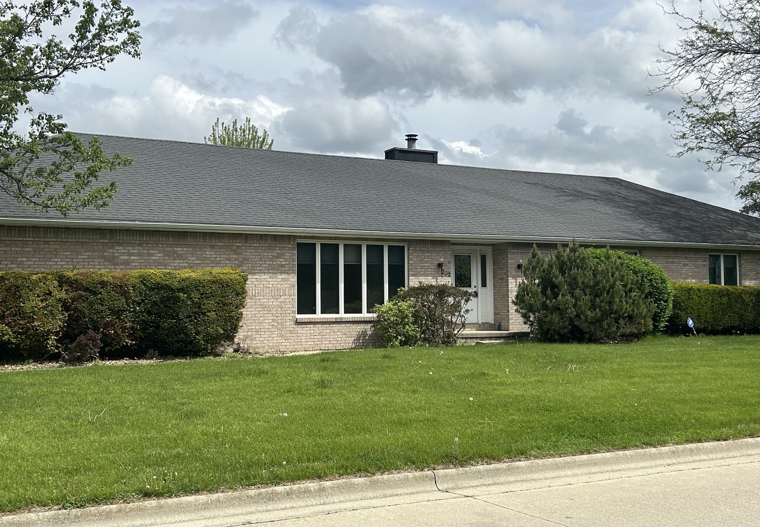 302 Kelly Drive, Normal, IL