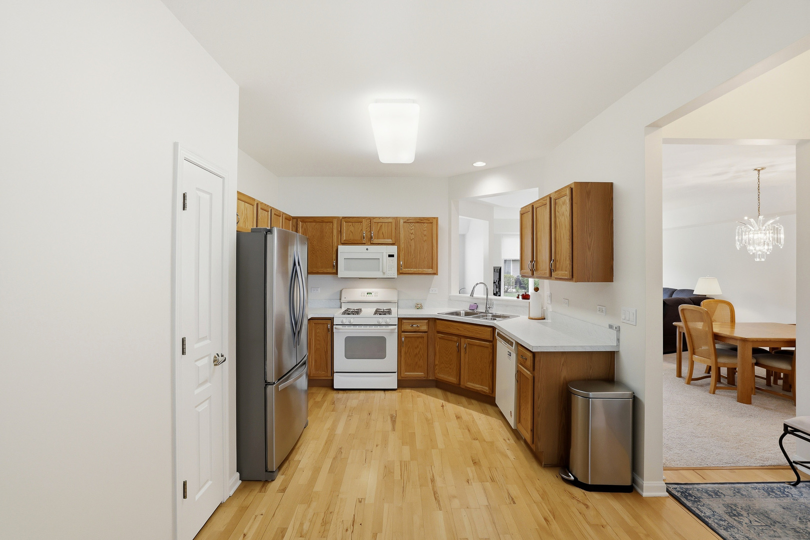 13706 Briargate Drive, Huntley, IL