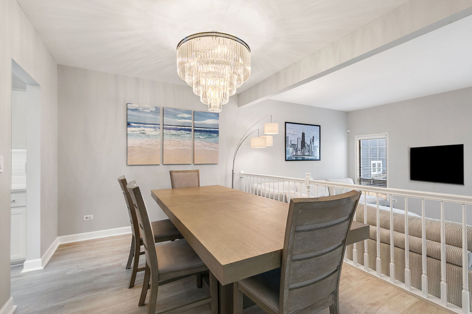 537 W Parkside Drive, Palatine, IL