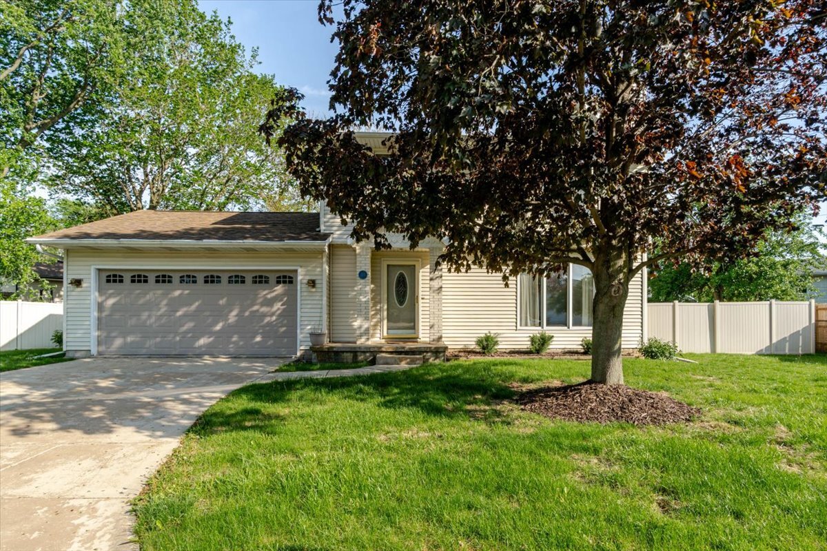 313 Jo Ann Court, Normal, IL