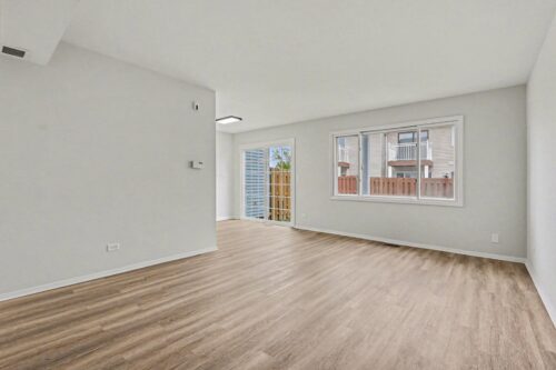 1895 Hickory Lane, Glendale Heights, IL