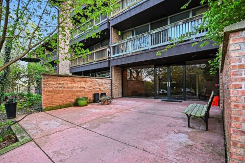 5700 Hillcrest Lane #3L, Lisle, IL