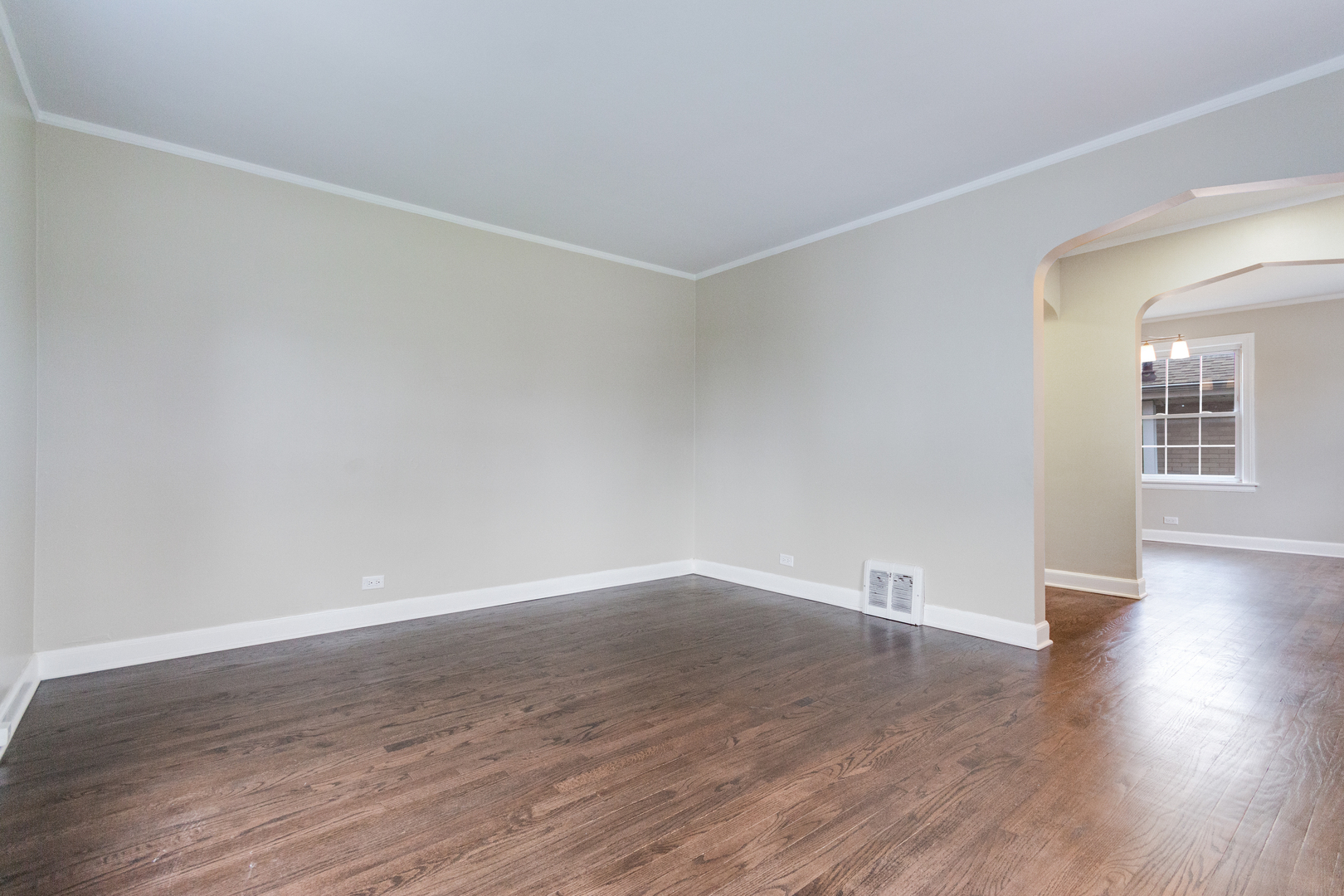 1319 Highridge Parkway, Westchester, IL