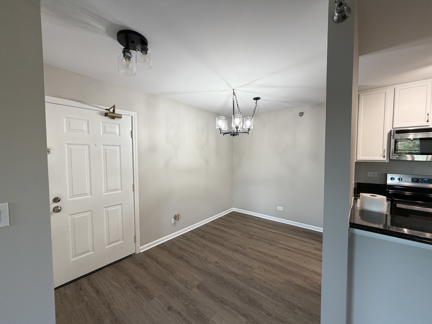 127 Glengarry Drive #307, Bloomingdale, IL