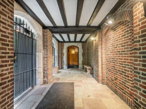 6334 N Sheridan Road #3F, Chicago, IL