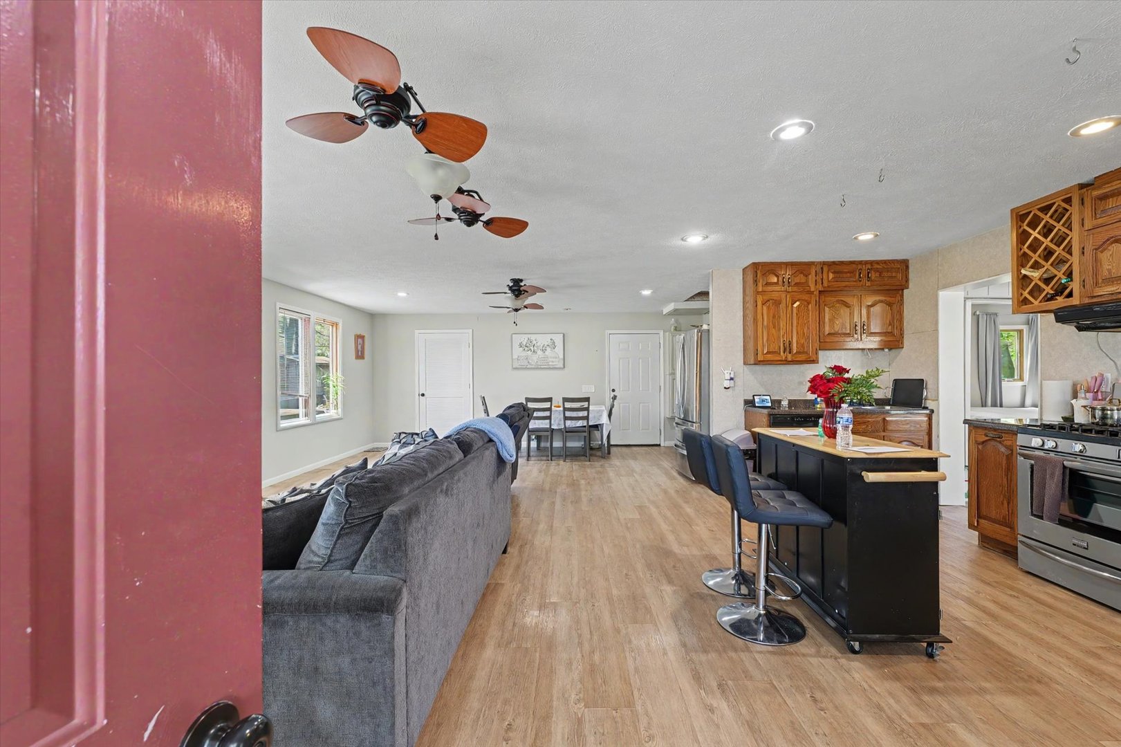 5555 Thrush Avenue, Decatur, IL