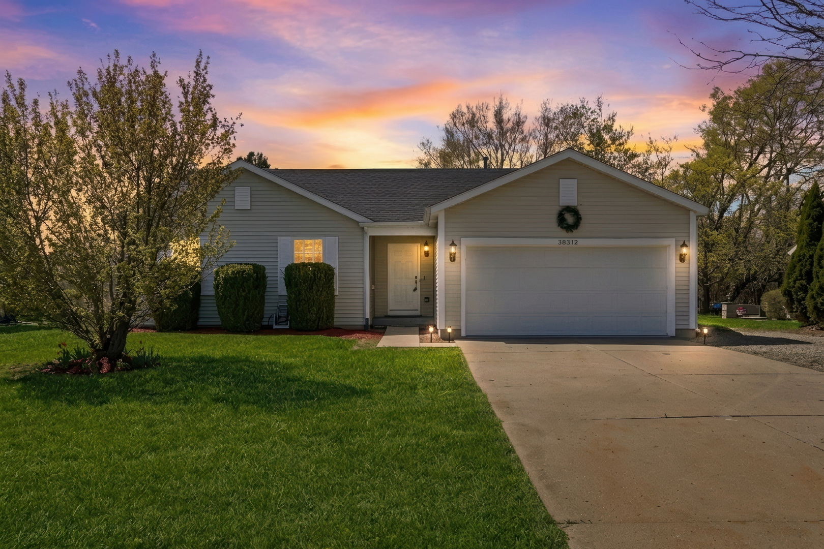 38312 Imperial Lane, Beach Park, IL