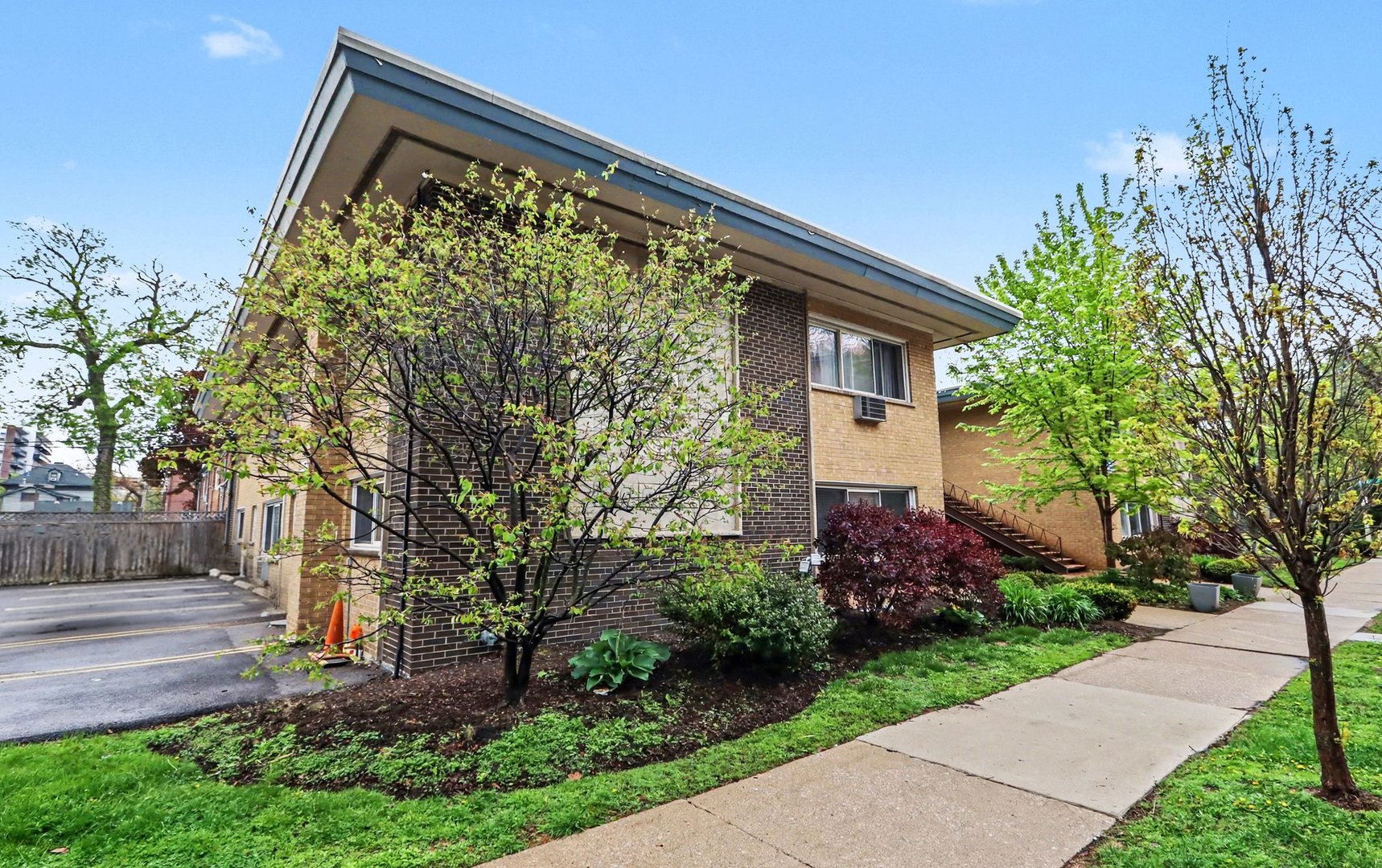 135 S Kenilworth Avenue #6, Oak Park, IL