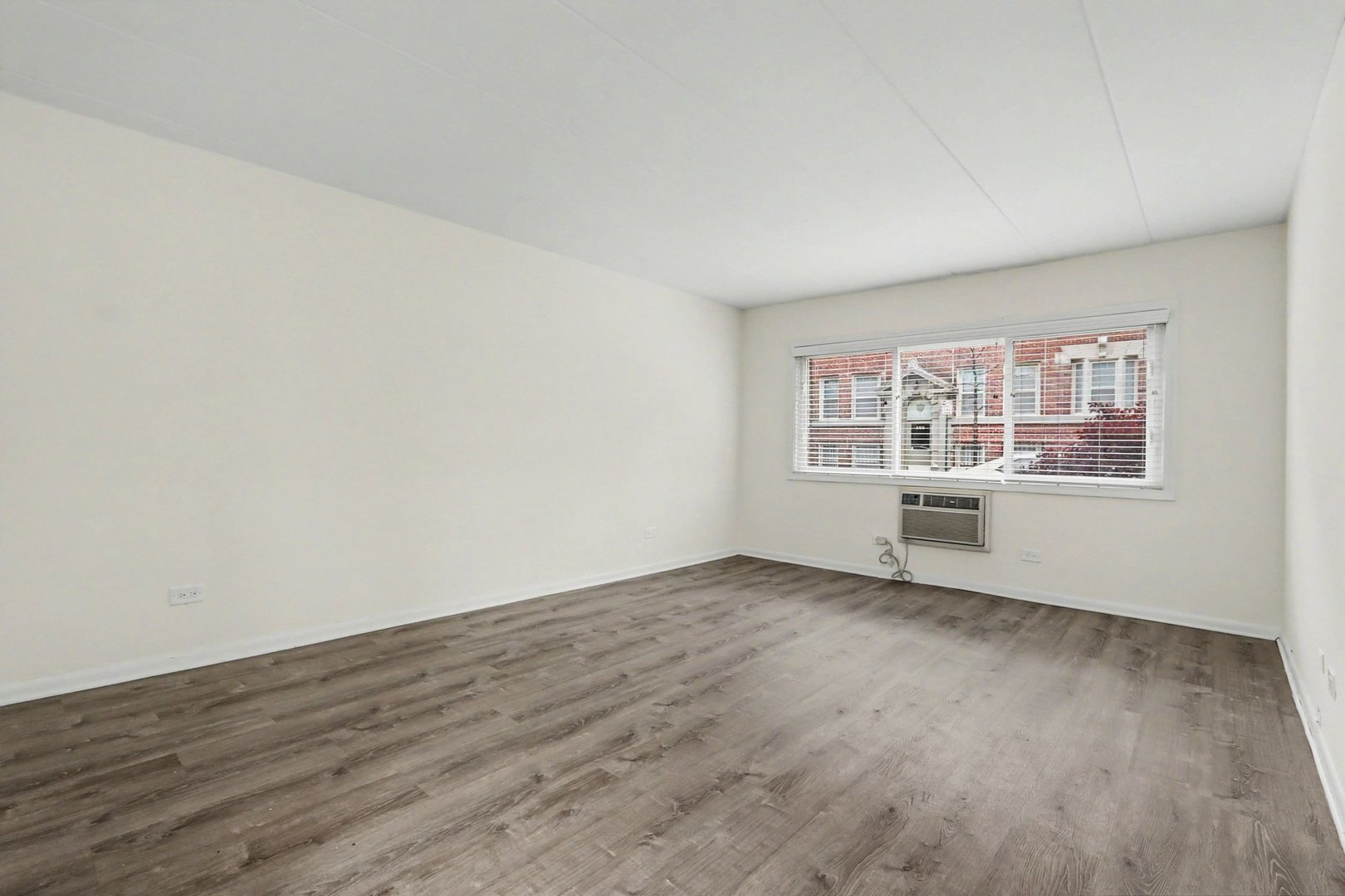 135 S Kenilworth Avenue #6, Oak Park, IL