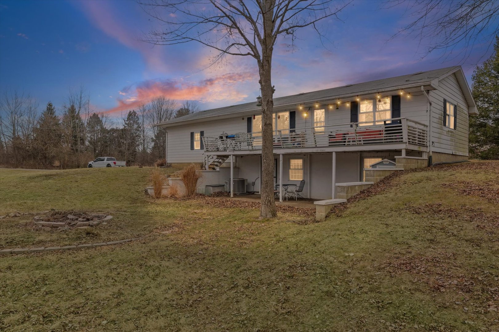 88 County Road 2000, Mahomet, IL