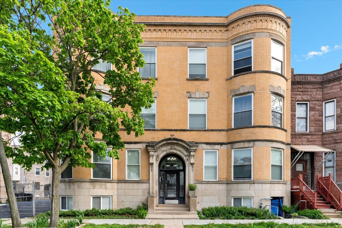 614 E 46th Street #3, Chicago, IL