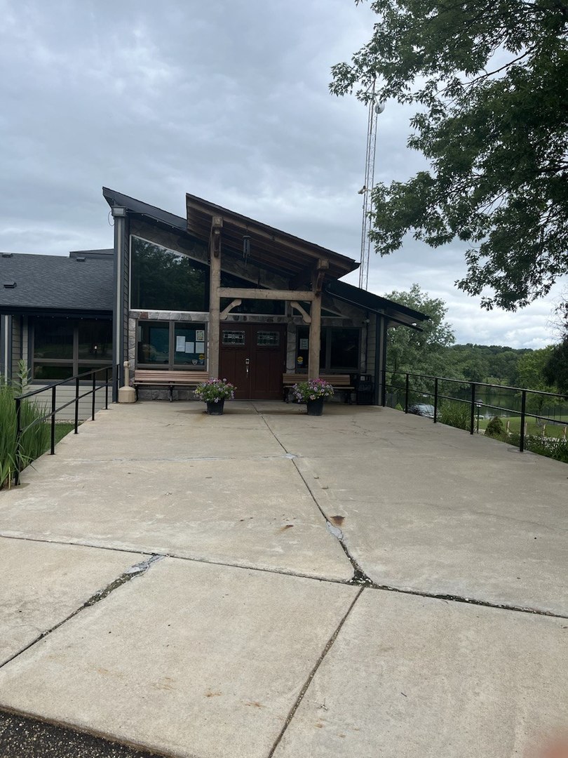 7 Arrowhead Court, Putnam, IL