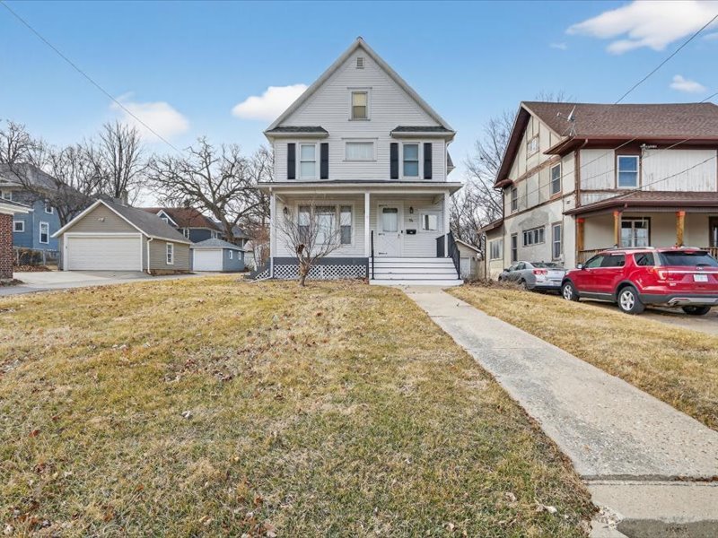 14 N Harlem Avenue, Freeport, IL