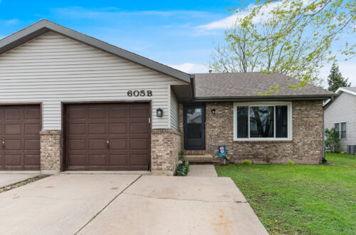 605 Davidson Drive #B, Minooka, IL