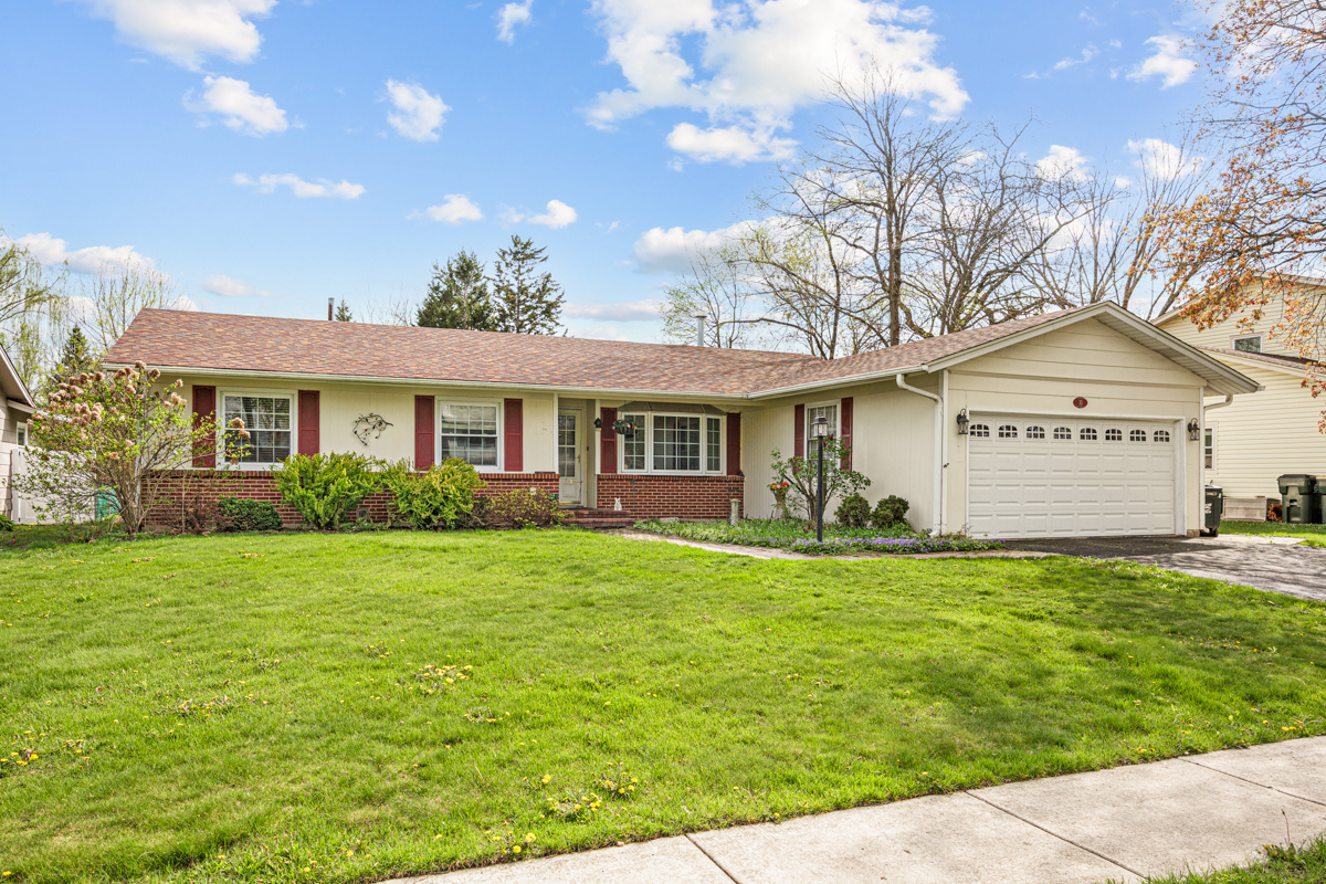 33 Walpole Road, Elk Grove Village, IL