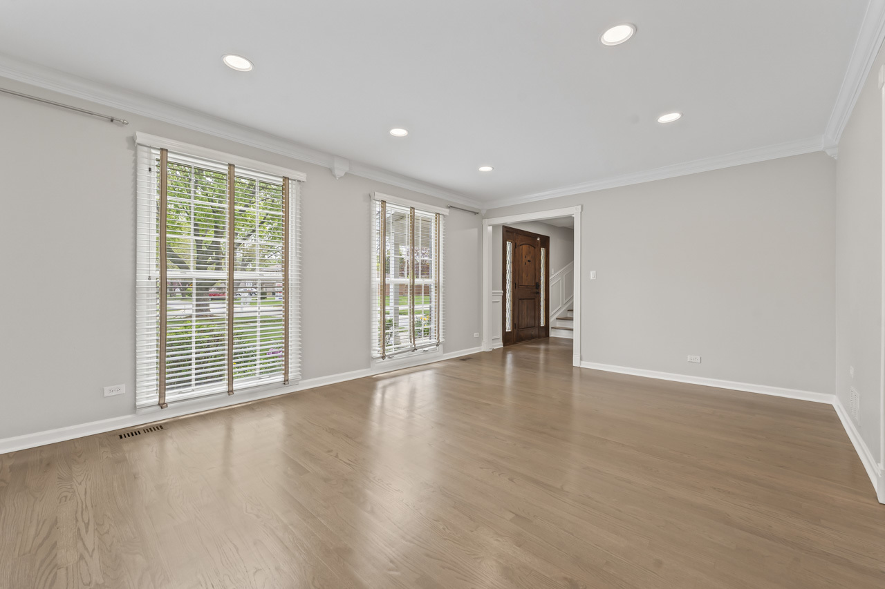 1280 N Ashland Avenue, Palatine, IL