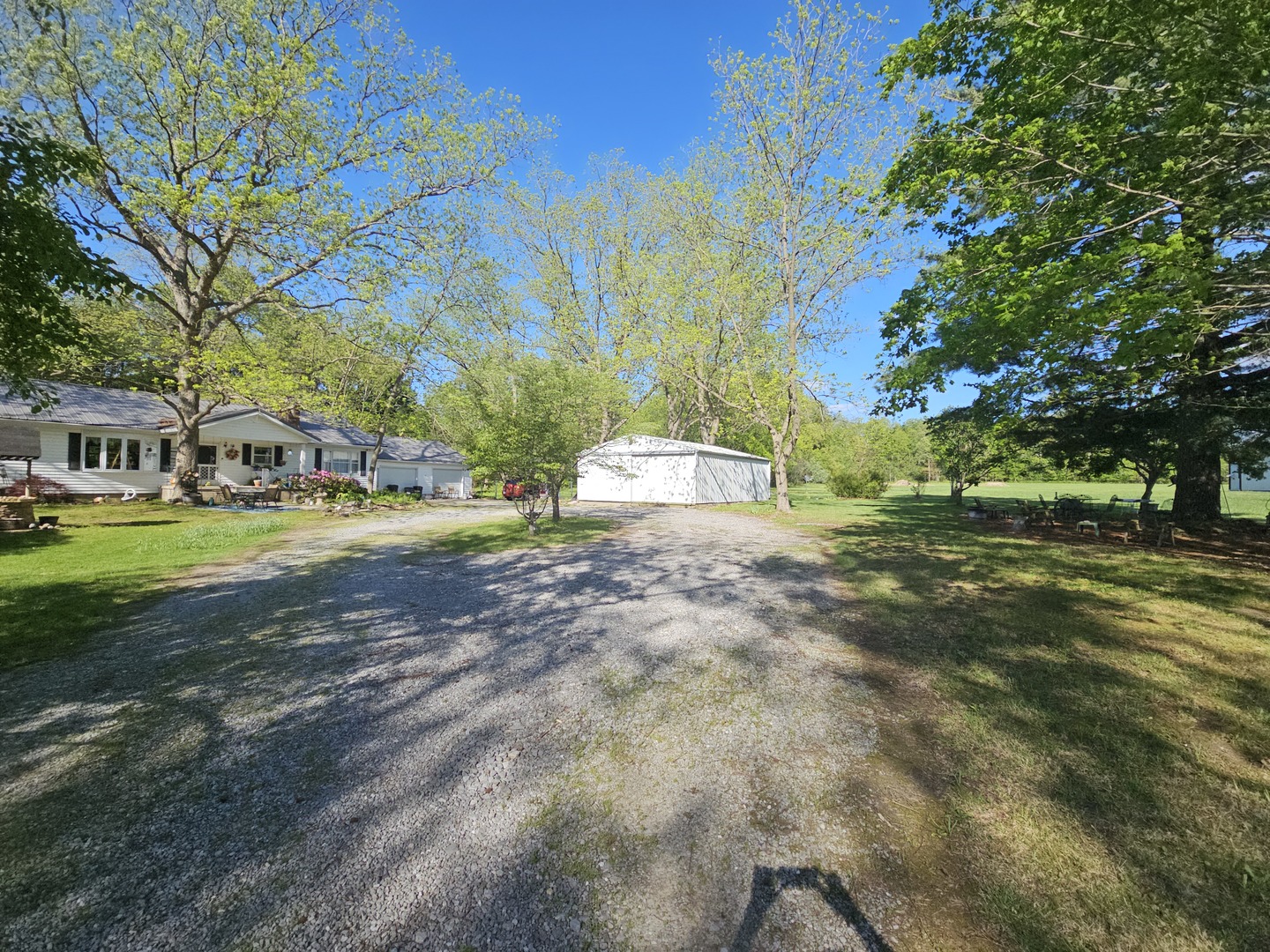 9758 E Richview Road, Mt Vernon, IL