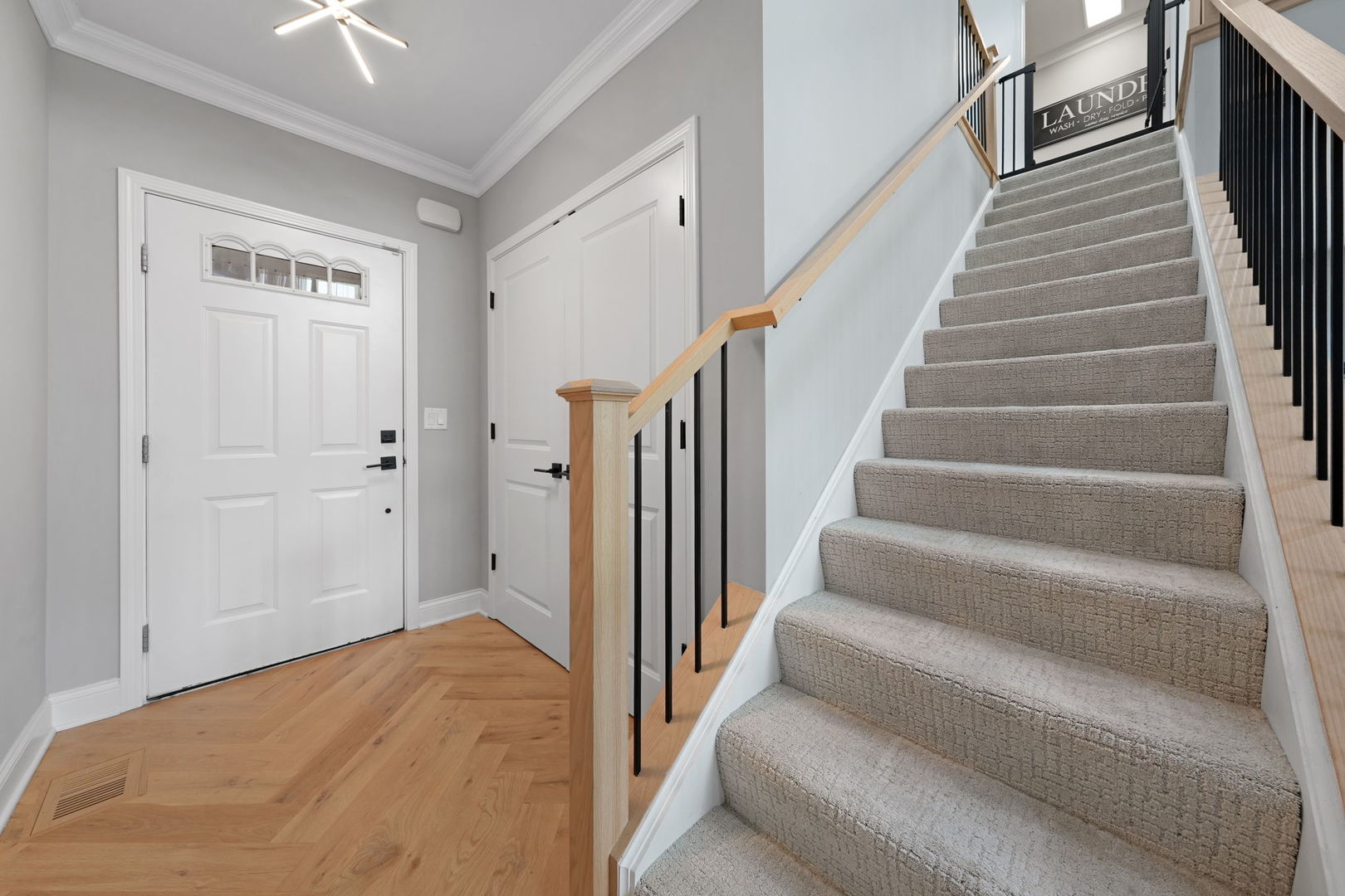 218 Auburn Hills Lane, Addison, IL