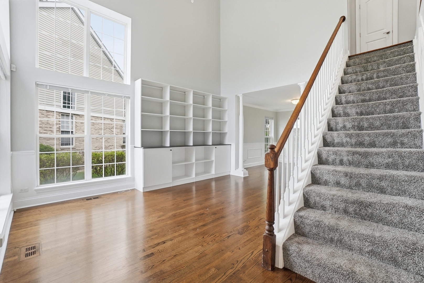 612 Citadel Drive, Westmont, IL