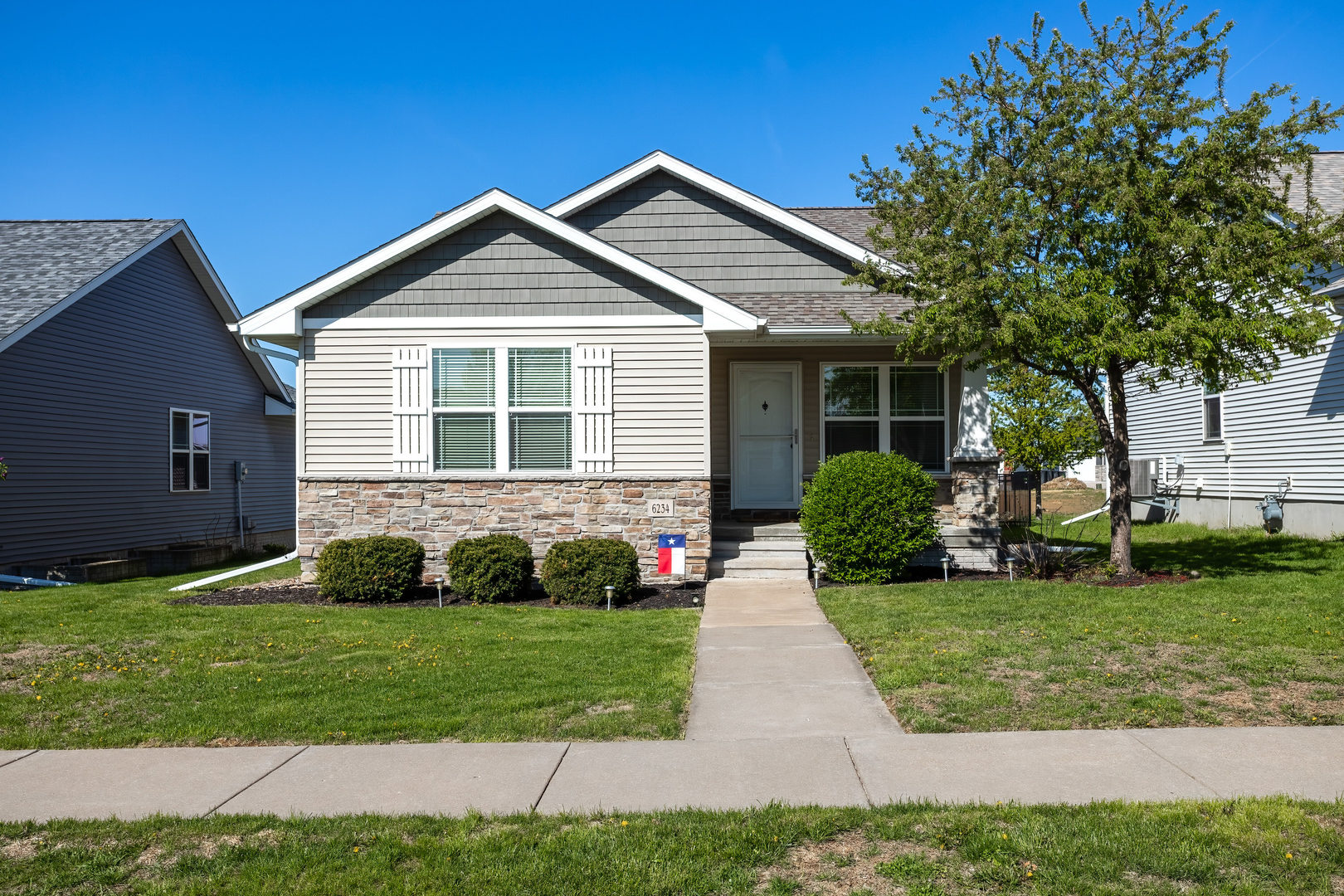 6234 Mississippi Avenue, Davenport, IA