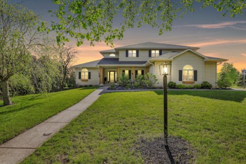 701 Kimela Drive, Mahomet, IL