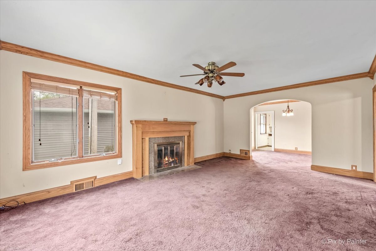 217 W School Street, Villa Park, IL
