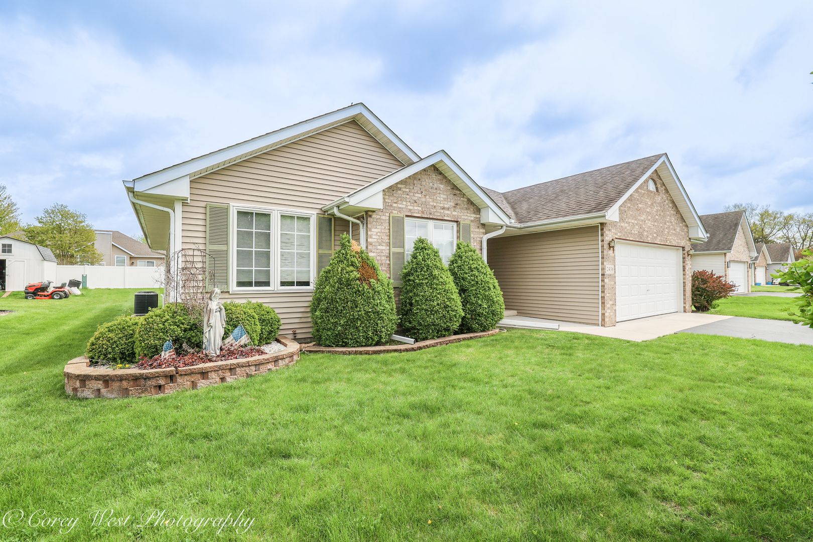 2436 Kristi Lane, Rockford, IL